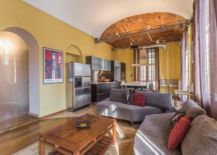 Roero In The Center *